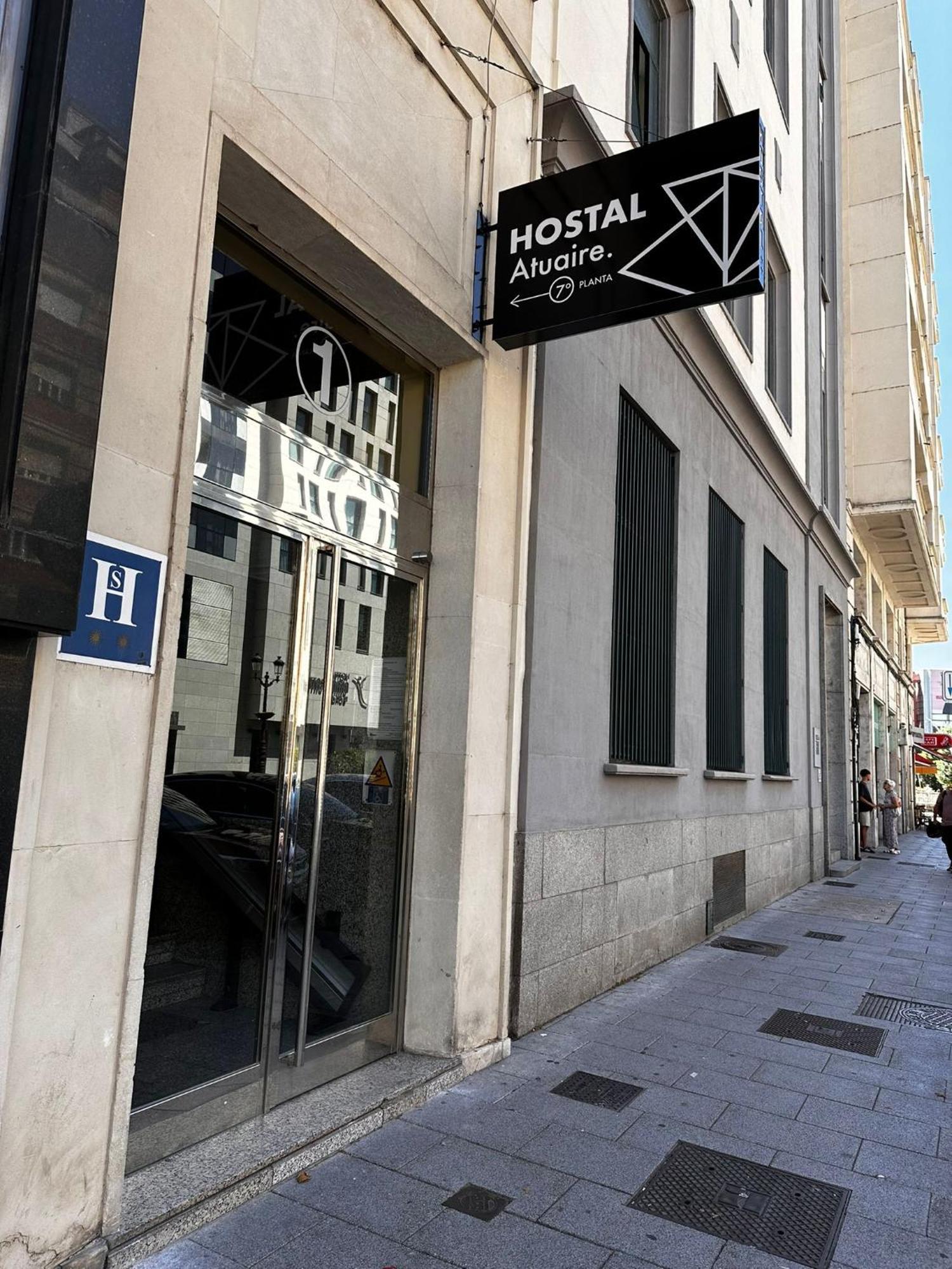Hostal Atuaire Home En El Centro De Burgos Exterior photo